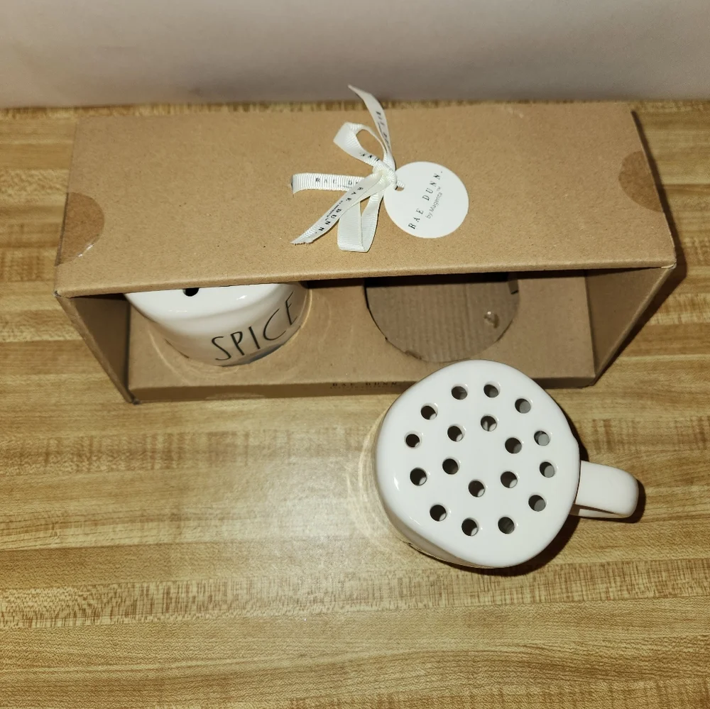 Rae Dunn by Magenta Spice & Rub Ceramic Shakers Set